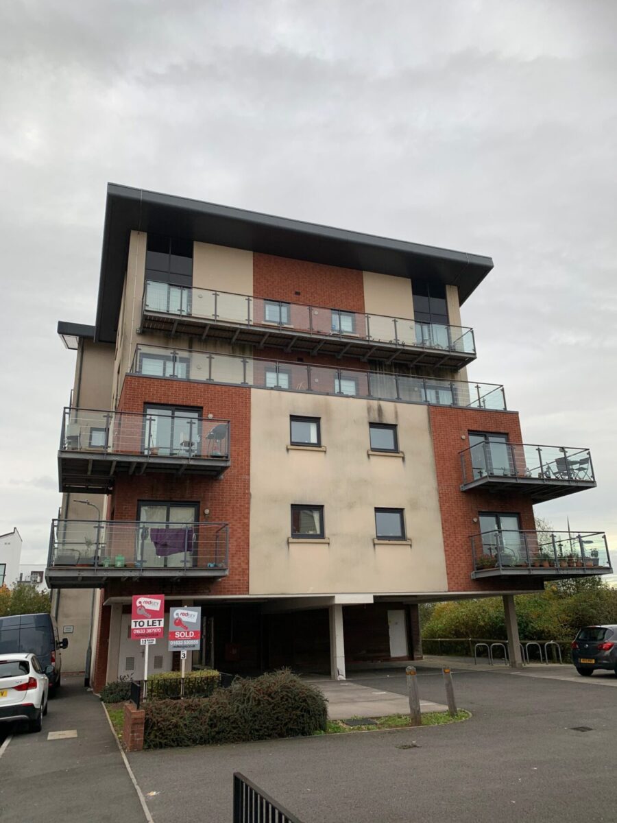 1 Bedroom Flat -Blaina Court Newport City