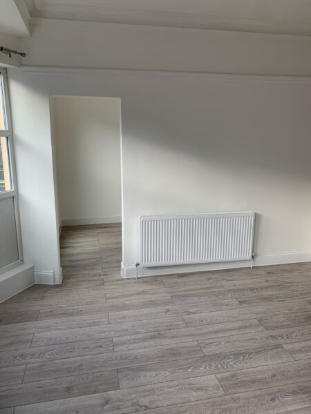 1 Bedroom Flat -Commercial Road,  Newport City