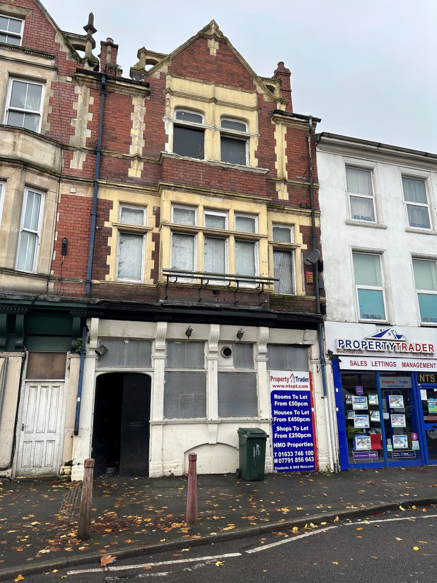 Mid Terraced Buiding