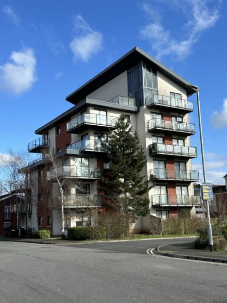1 Bedroom Flat - Penner Court Newport