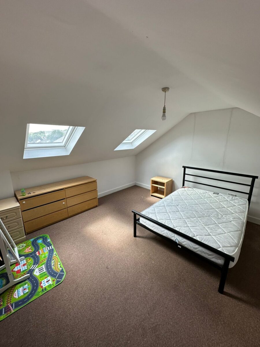Flat 3, 40 Commercail Road
